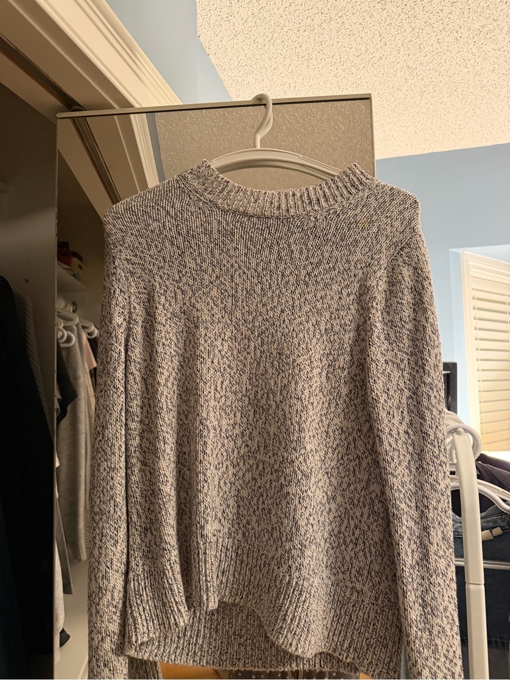 Gap Crewneck Sweater in Gray & Black